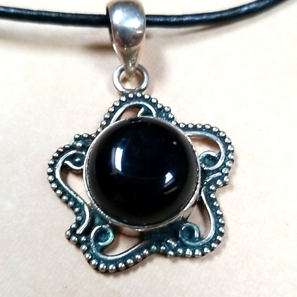 Vintage Onyx 925 Sterling Silver Leather Cord Pendant Necklace - Picture 6 of 15